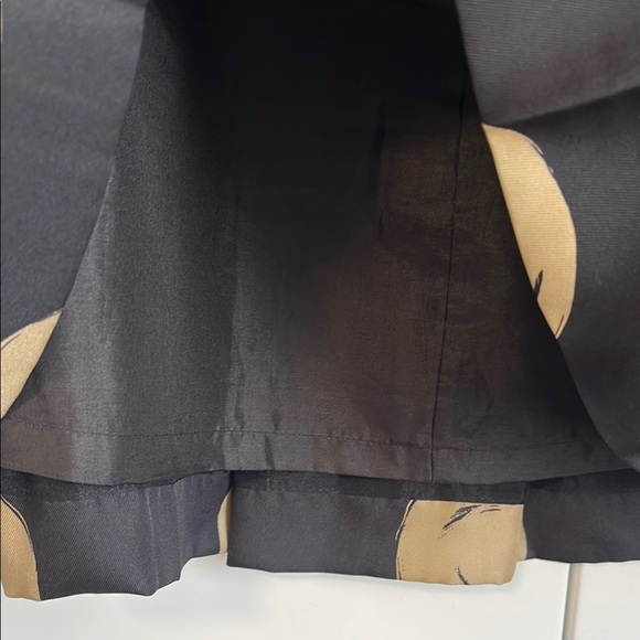 Kate Spade NWOT Silk Skirt Black Beige Polka Dot A-Line, Size 8 - Picture 4 of 10